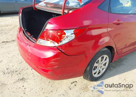 2013 Hyundai Accent Gls z USA, uszkodzony, nr VIN KMHCT4AE8DU571400